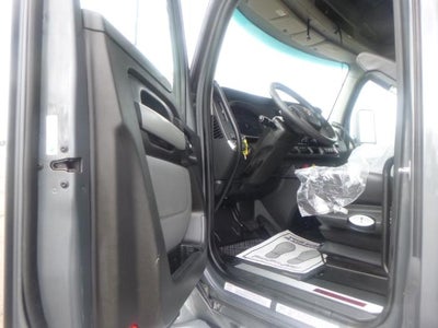 2022 Kenworth T680 Base