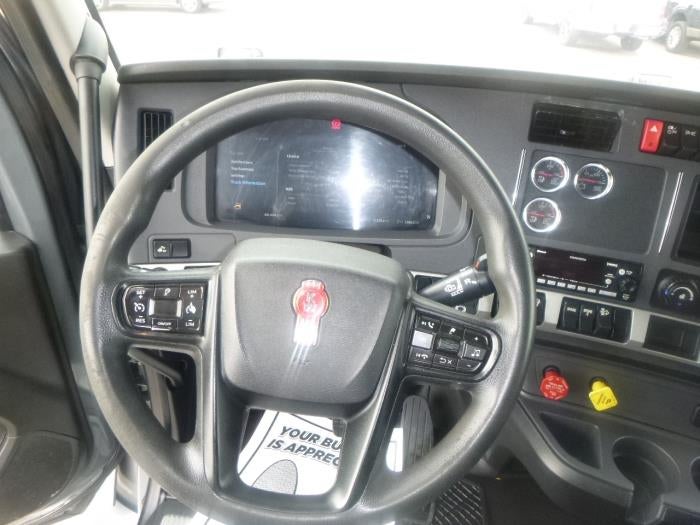 2022 Kenworth T680 Base
