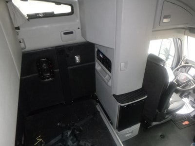 2022 Kenworth T680 Base