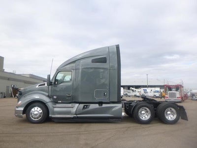 2022 Kenworth T680 Base