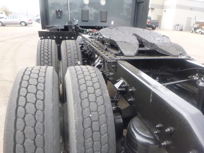 2022 Kenworth T680 Base