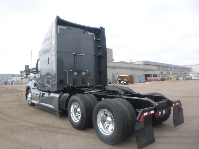 2022 Kenworth T680 Base