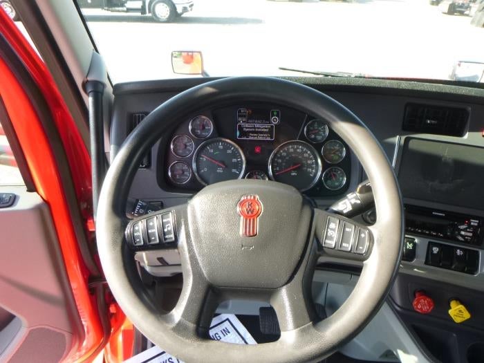 2021 Kenworth T680 Base