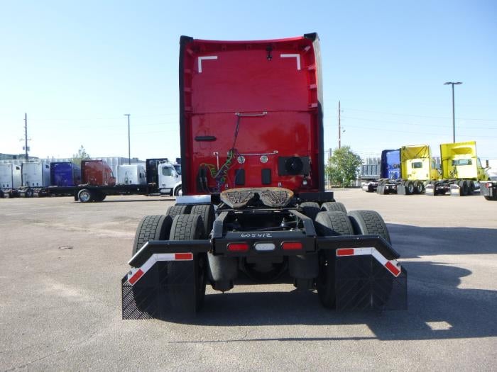 2021 Kenworth T680 Base