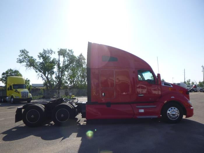 2021 Kenworth T680 Base