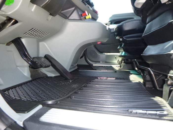 2022 Kenworth T680 Base