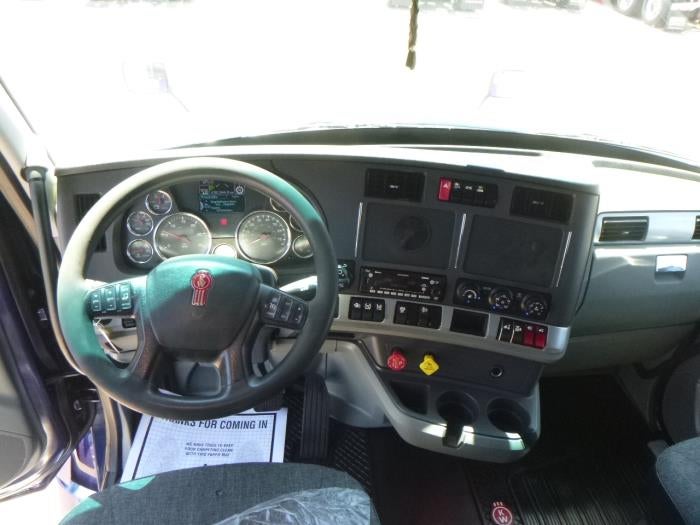 2022 Kenworth T680 Base