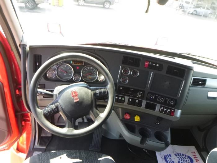 2021 Kenworth T680 Base