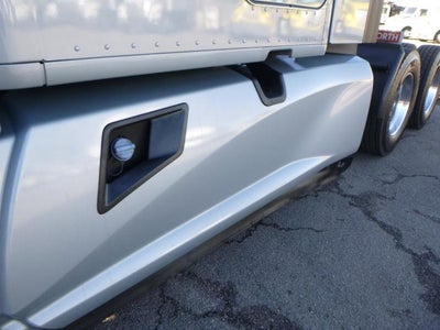 2022 Kenworth T680 Base