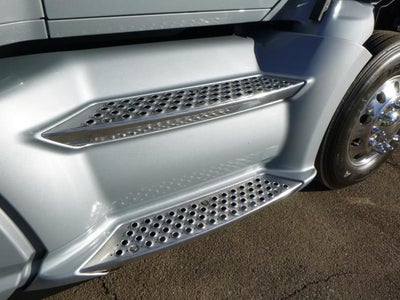 2022 Kenworth T680 Base