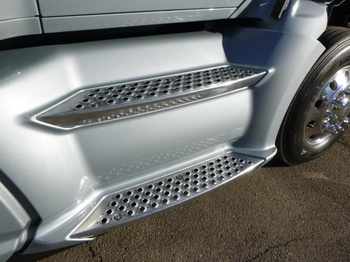 2022 Kenworth T680 Base