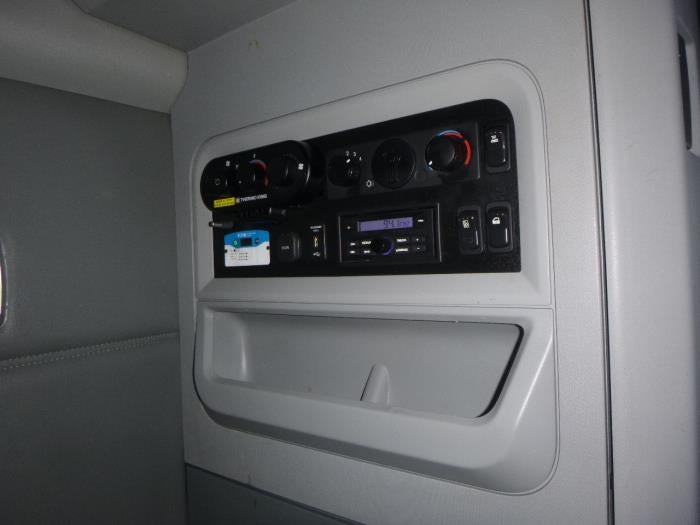 2022 Kenworth T680 Base