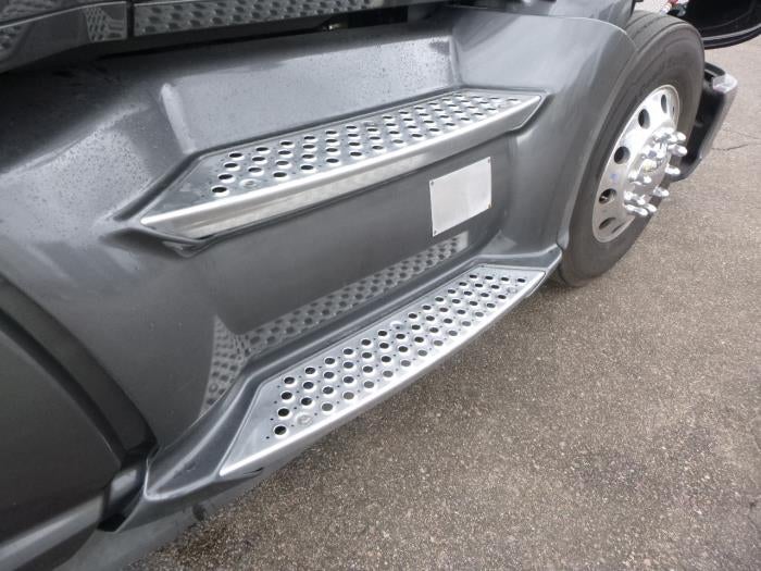 2022 Kenworth T680 Base