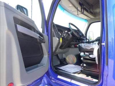 2022 Kenworth T660 Base