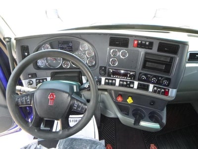 2022 Kenworth T660 Base