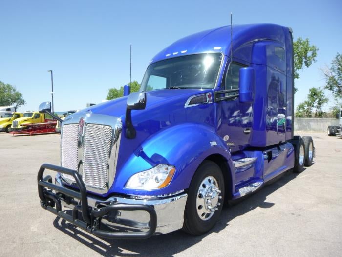 2022 Kenworth T660 Base