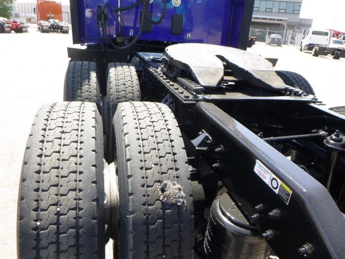 2022 Kenworth T660 Base