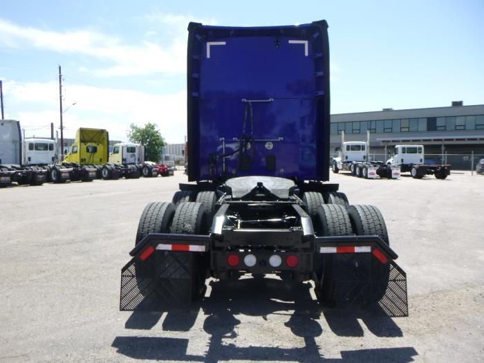 2022 Kenworth T660 Base