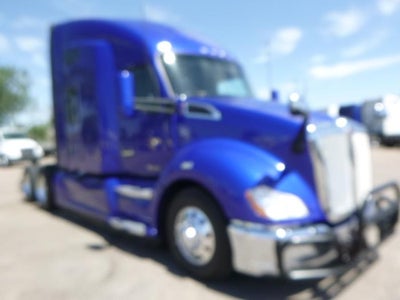 2022 Kenworth T660 Base