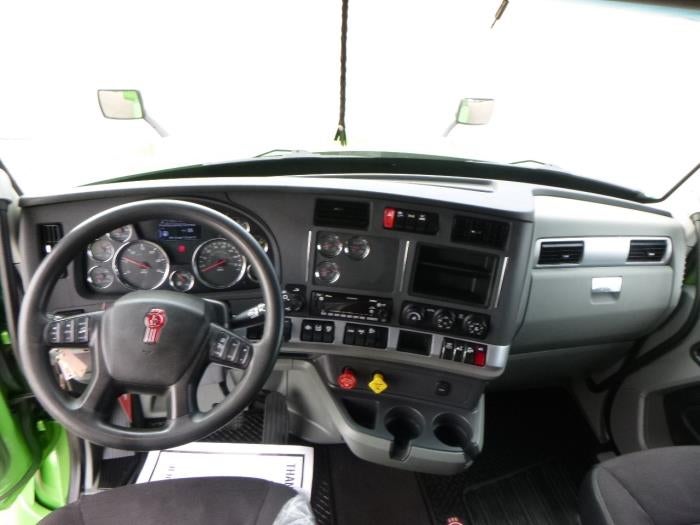 2022 Kenworth T680 Base