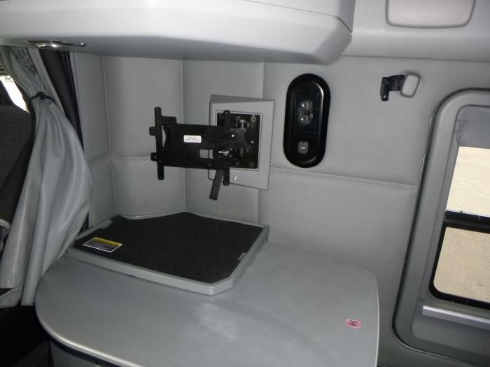 2022 Kenworth T680 Base