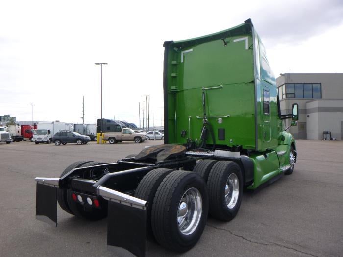 2022 Kenworth T680 Base