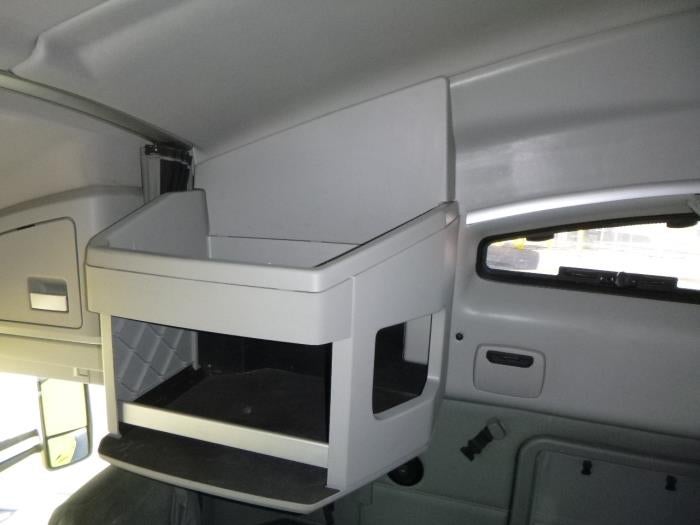 2021 Kenworth T680 Base