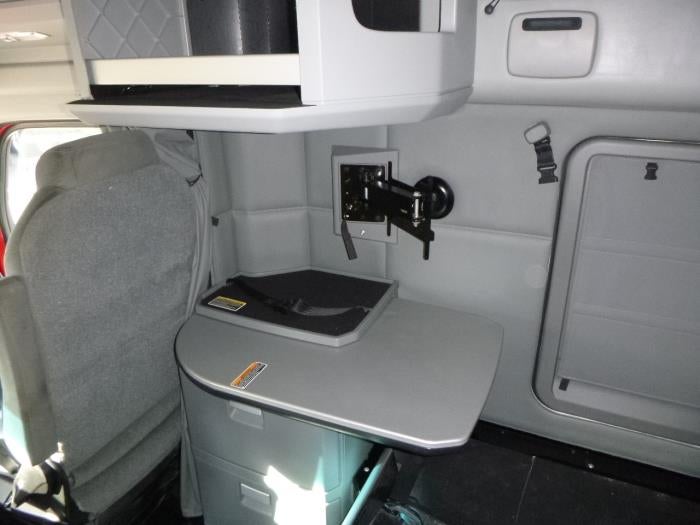 2021 Kenworth T680 Base