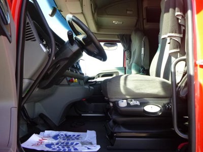 2021 Kenworth T680 Base