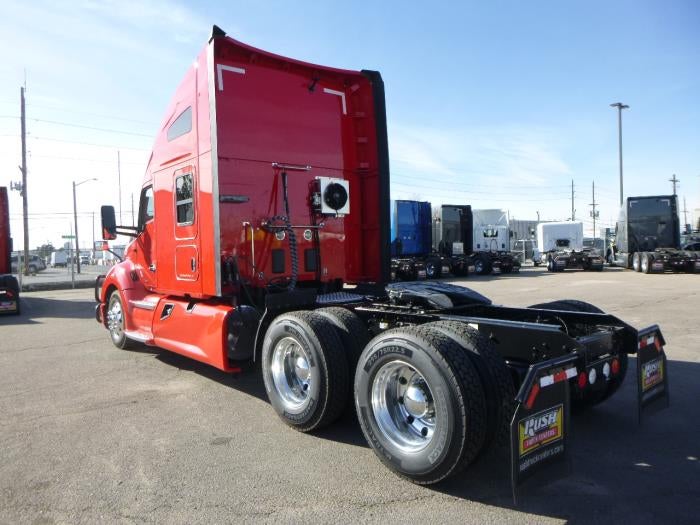 2021 Kenworth T680 Base
