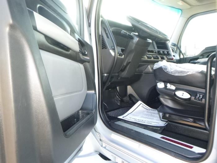 2022 Kenworth T680 Base