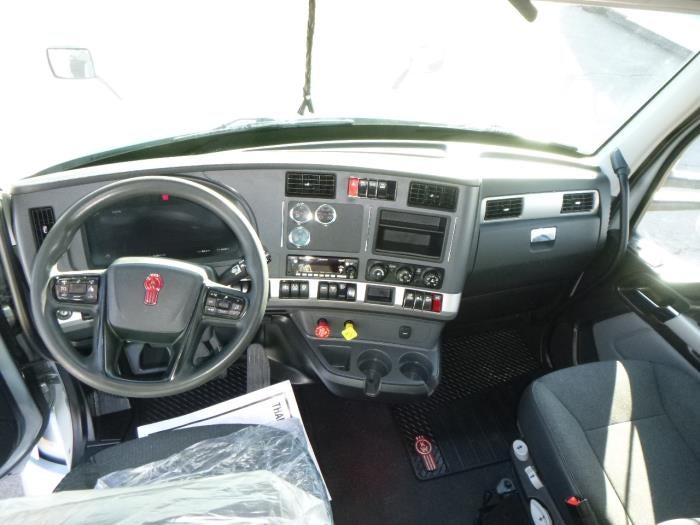 2022 Kenworth T680 Base