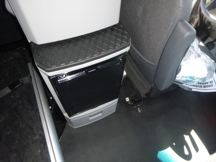 2023 Kenworth T680 Base