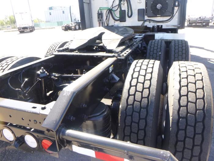 2023 Kenworth T680 Base