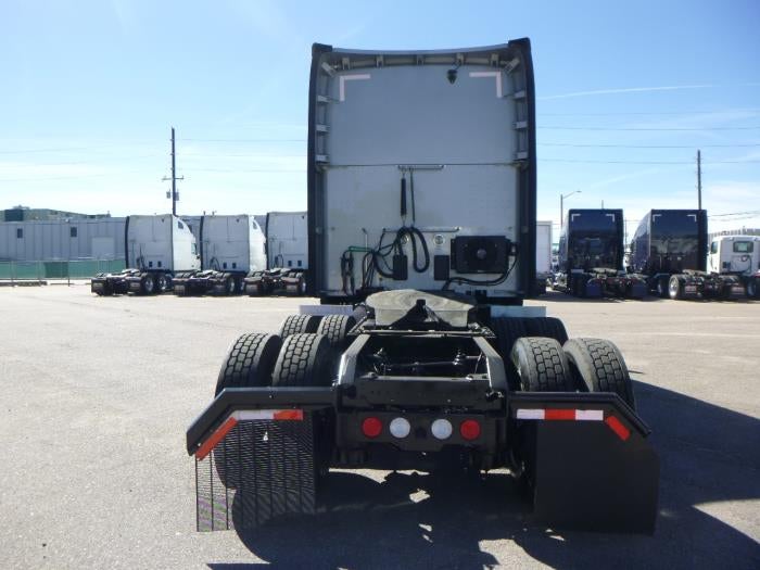 2023 Kenworth T680 Base