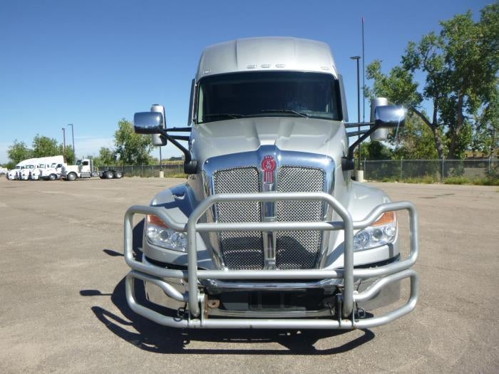 2023 Kenworth T680 Base