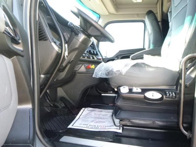 2023 Kenworth T680 Base