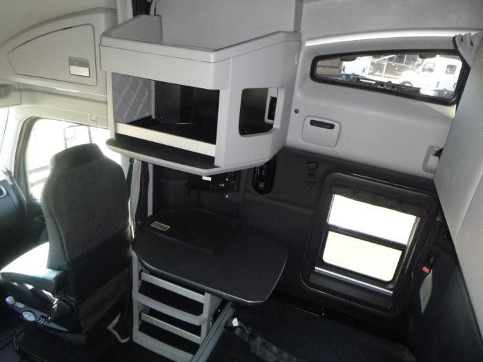 2023 Kenworth T680 Base