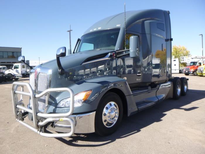 2023 Kenworth T680 Base