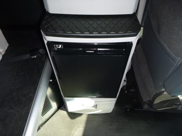 2023 Kenworth T680 Base