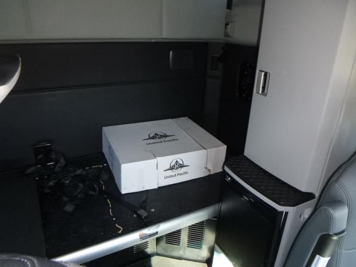 2023 Kenworth T680 Base