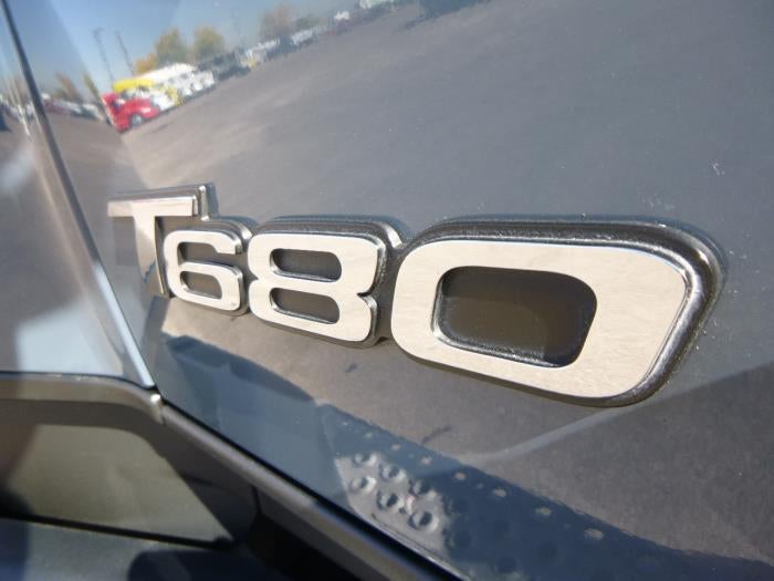 2023 Kenworth T680 Base