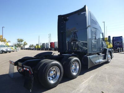 2023 Kenworth T680 Base