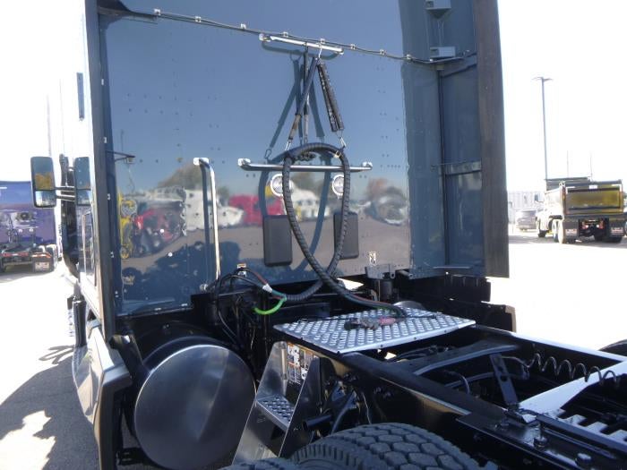 2023 Kenworth T680 Base