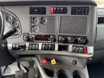 2021 Kenworth T680 Base
