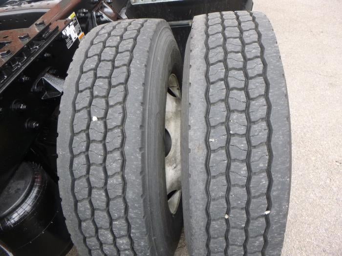 2024 Kenworth T680 Base