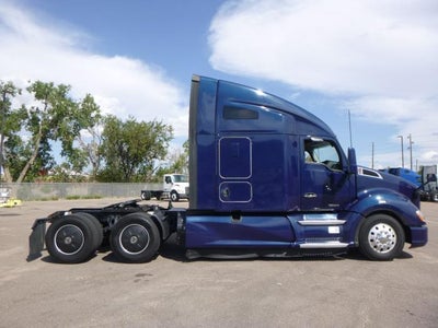 2022 Kenworth T680 Base