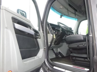 2022 Kenworth T680 Base