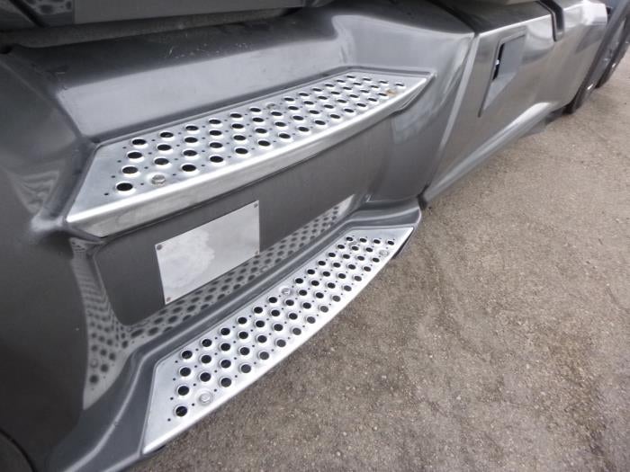 2022 Kenworth T680 Base