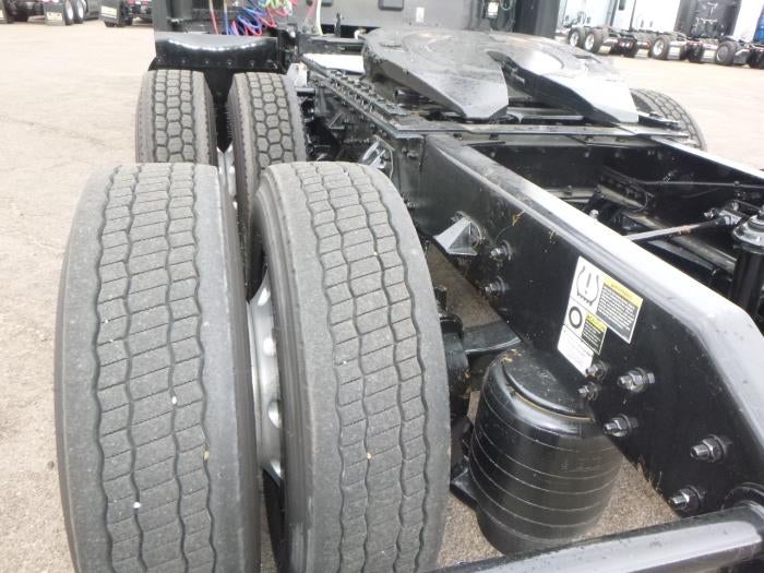 2022 Kenworth T680 Base